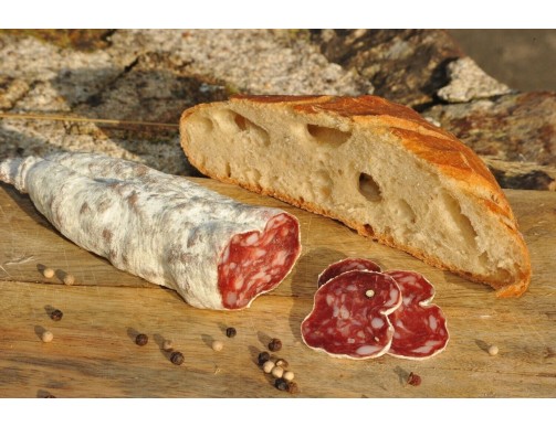Saucisson au poivre vert